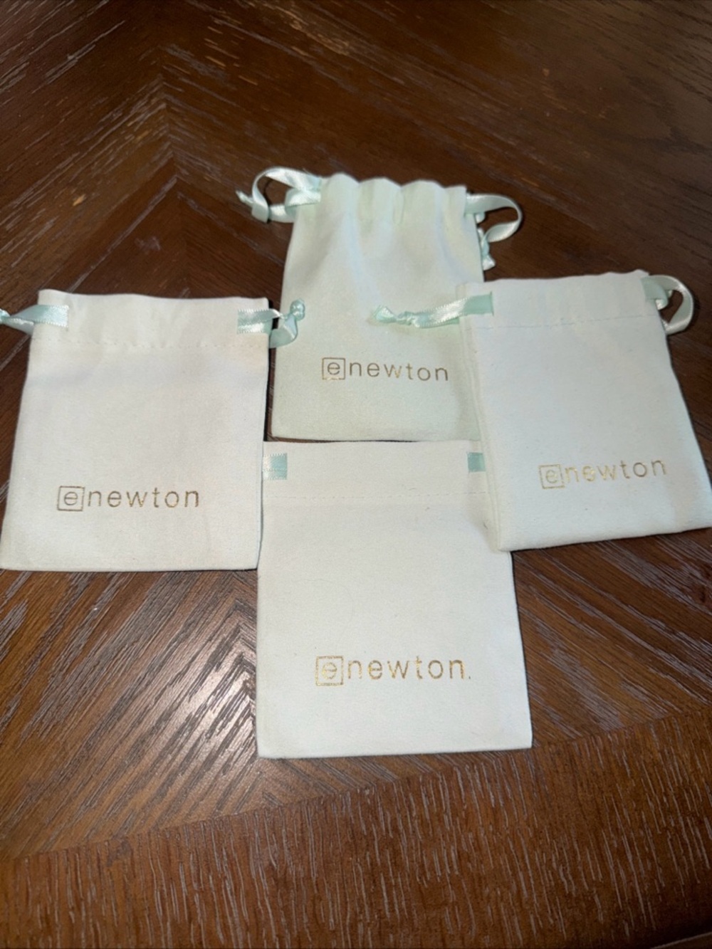 eNewton Cream Jewelry Pouches - Set of 4 pouch only